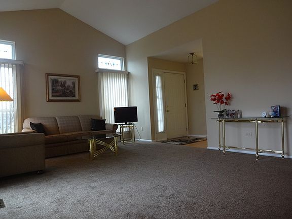 4th image of 1620 Columbia Cir Unit 4