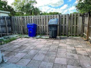 7321 Tam Oshanter Blvd #7321, North Lauderdale, FL 33068