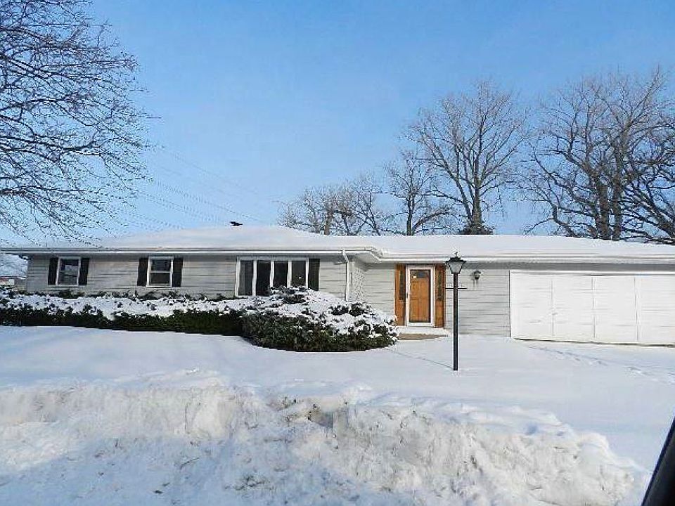 1st image of 2924 University Ave
