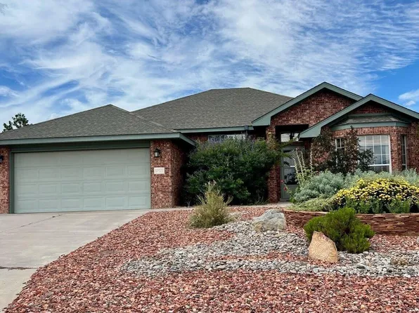 6755 Wolf Creek Ct NE, Rio Rancho, NM 87144