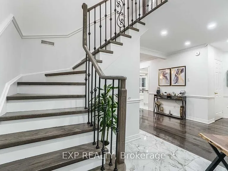 6261 Prairie Cir #MAIN UPPER FLOOR — Photo 30
