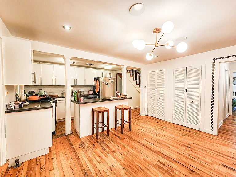118 S Elliott Pl #GARDEN — Photo 5