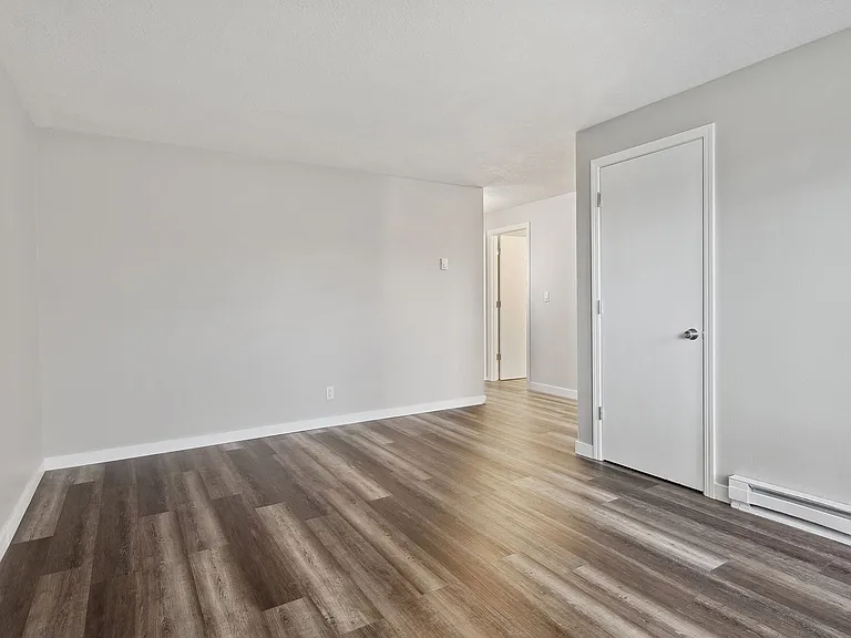 1374 SE Cedar St — Photo 6