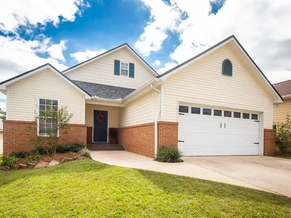 2662 Heathrow Dr, Tallahassee, FL 32312