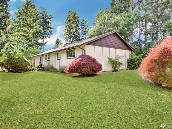 4th image of 15323 107th Avenue Ct E