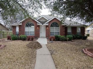 1305 Woodlawn Pkwy, Mesquite, TX 75149