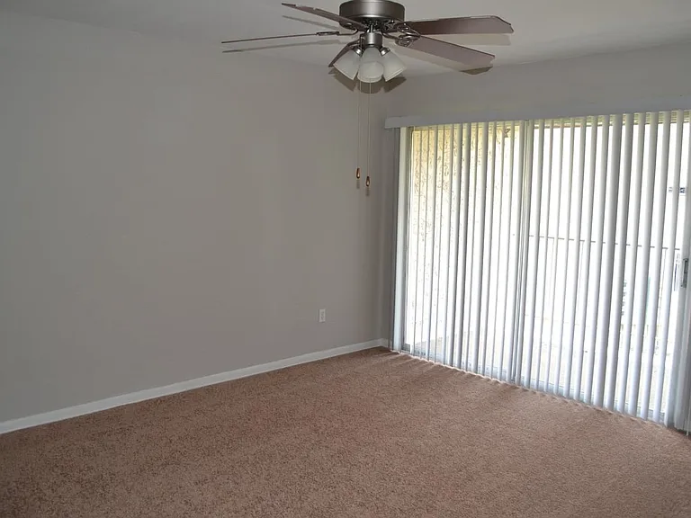 2000 Ludlow Ln #2801 — Photo 14