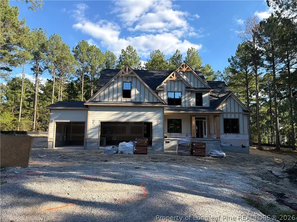 136 Leaning Pine Cir, Spring Lake, NC 28390