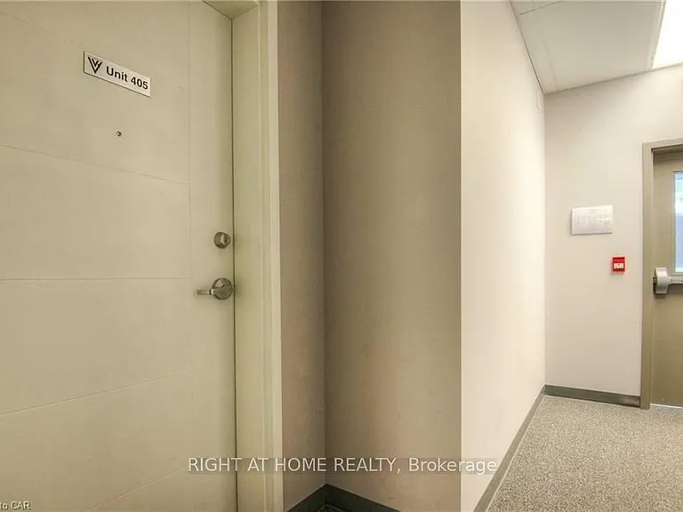 253 Albert St #405 — Photo 11