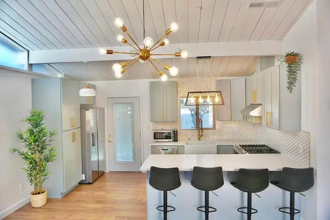 2 bed, 800 sqft, $3,050 — Photo 3