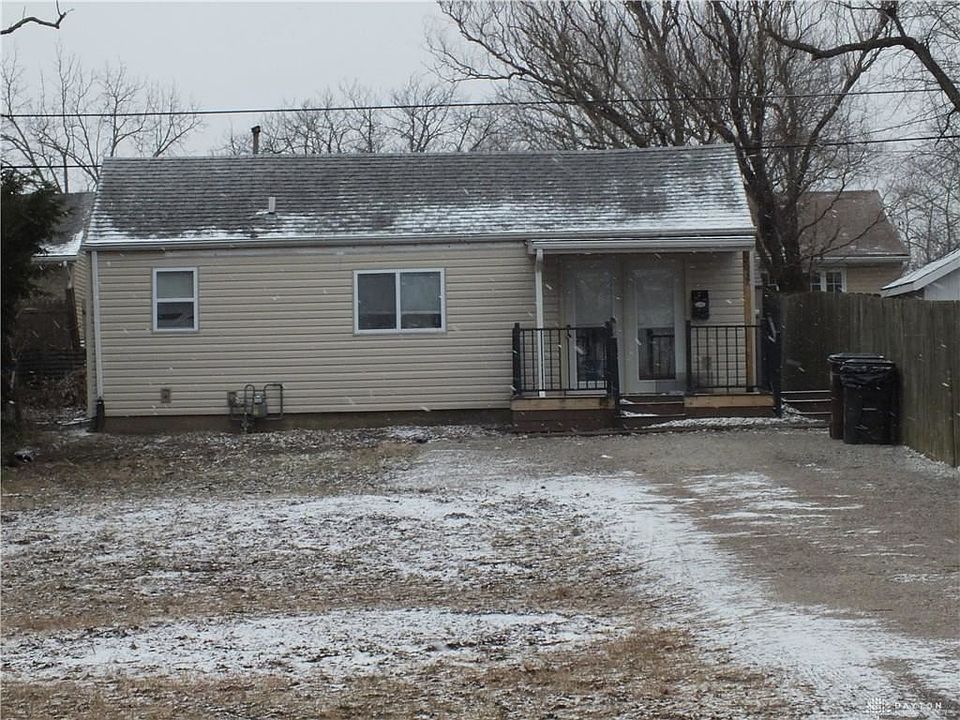2nd image of 2037 Courtland Ave
