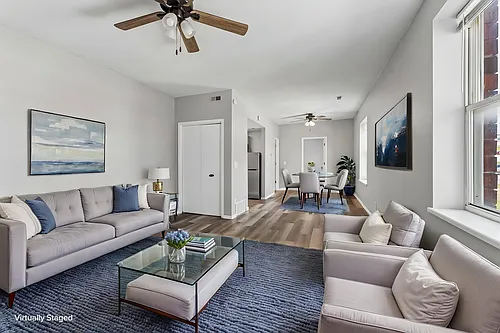 Floor plan 304