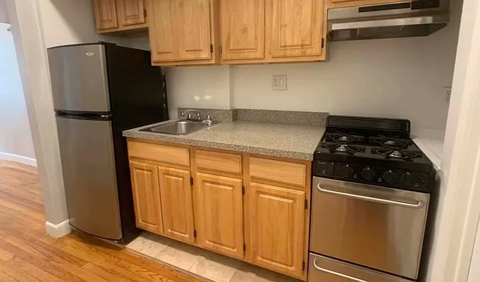 Rented by Compass | media 35