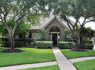 2139 Hill Canyon Ct, Sugar Land, TX 77479