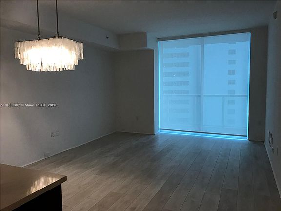 5th image of 1900 N Bayshore Dr APT 2109