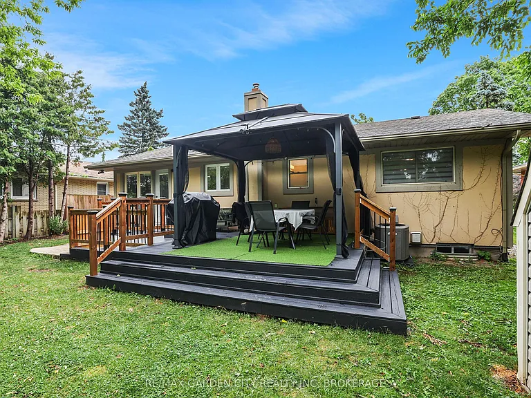 18 Wakil Dr #1 — Photo 19