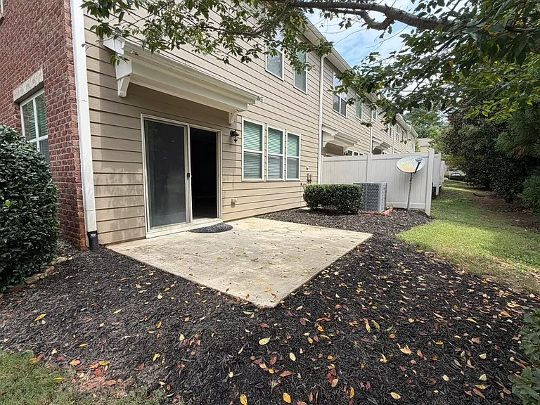 2161 Crestridge Trl NE — Photo 25