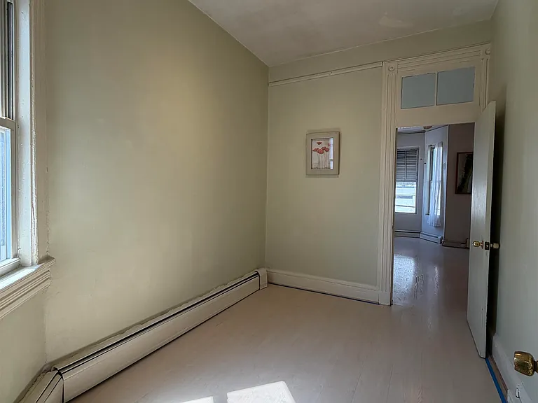 68 Sherman Ave #2R — Photo 5