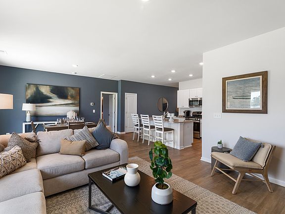 7th image of this home