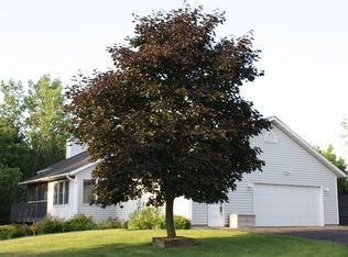 498 Sleepy Hollow Rd, Roberts, WI 54023