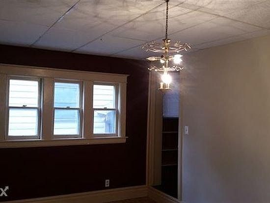 Dining Room-1419 N Clinton