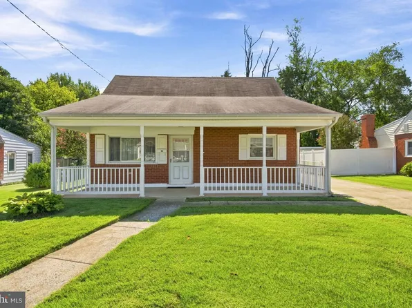 179 Colburn Dr, Manassas Park, VA 20111