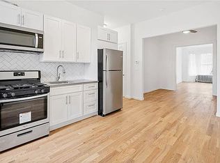 417 36th St FLOOR 3, Brooklyn, NY 11232