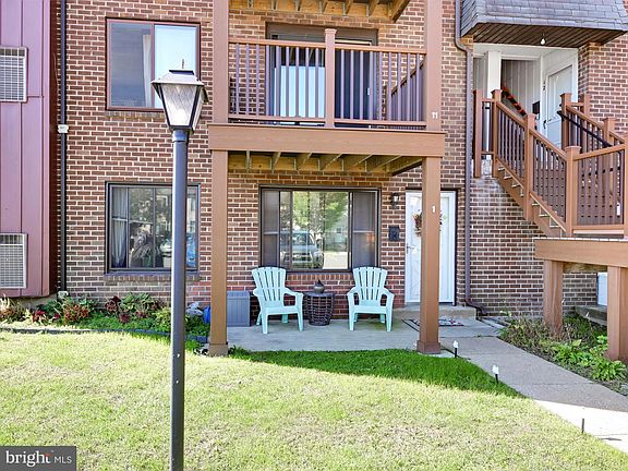 5th image of 5200 Hilltop Dr APT D1