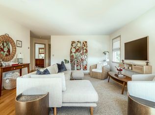 28 Elm St UNIT 3, Manchester, MA 01944