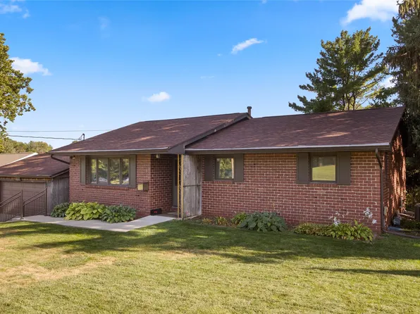 4647 Fairview Dr, Pleasant Hill, IA 50327