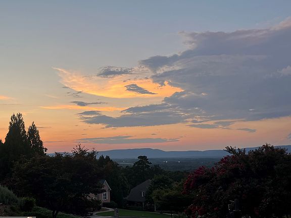 5th image of 51 Mountain Crest Dr SW