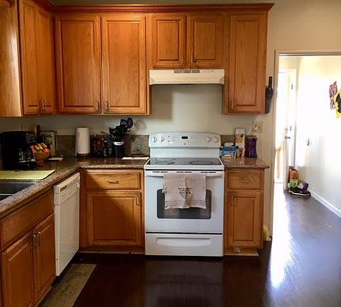 5th image of 1473 Douglas St