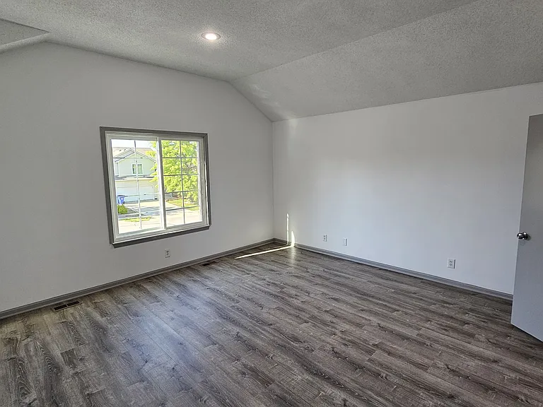 17641 W 111th Pl — Photo 17