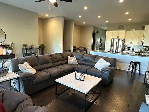 3566 9th Ave N Photo 1