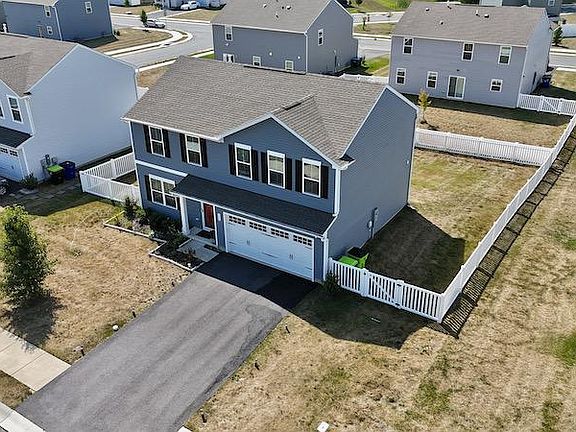 3rd image of 106 Slate Rd