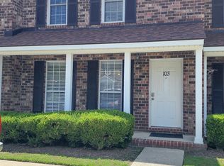 103 Sandlewood Dr, Summerville, SC 29483