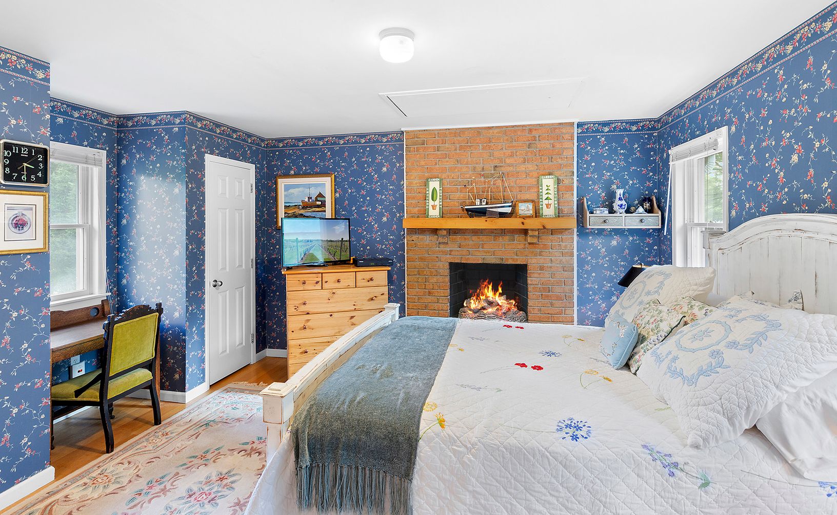  Master Bedroom with Gas Fireplace