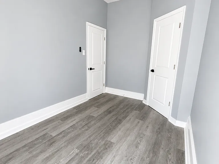 511 W Venango St #1 — Photo 7