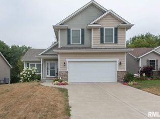 5324 Hillandale Rd, Davenport, IA 52806