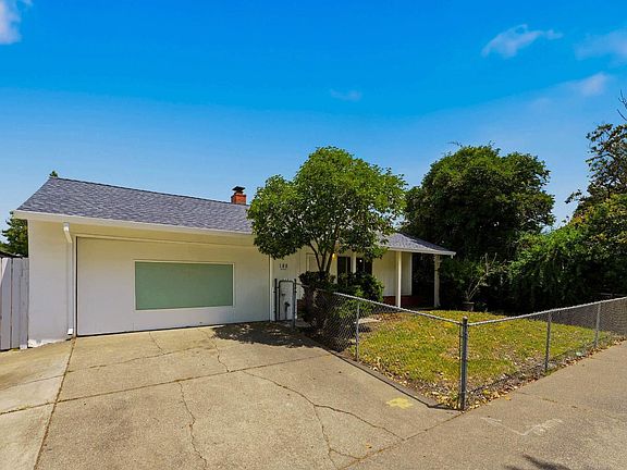 2nd image of 108 Lakewood Avenue