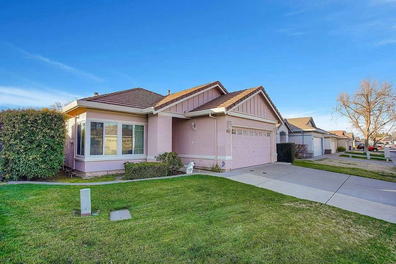 8819 Mesa Brook Way photo 1