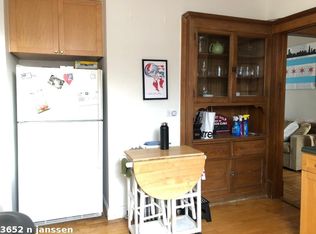 3652 N Janssen Ave #721, Chicago, IL 60613