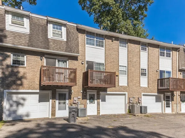 72 Morgan Dr #72, Haverhill, MA 01832