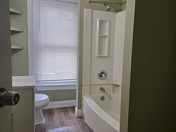 3rd image of 408 N 8th St #409