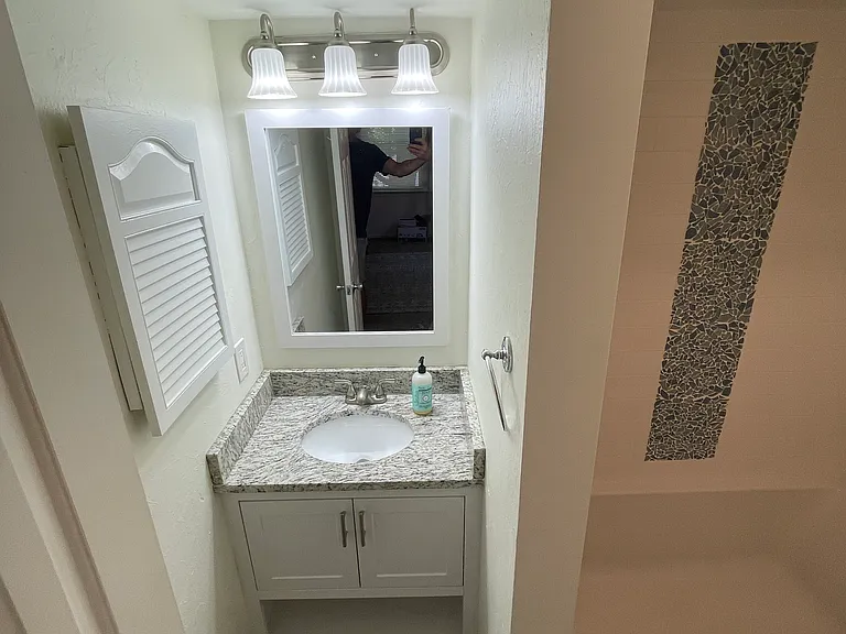 En Suite Bathroom