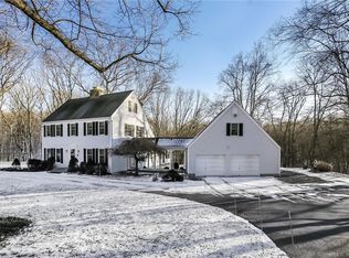 11 Terry Dr, Bethel, CT 06801