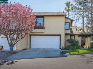 270 Willow Lake Dr, Martinez, CA 94553