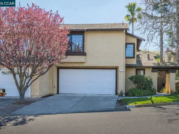 270 Willow Lake Dr, Martinez, CA 94553