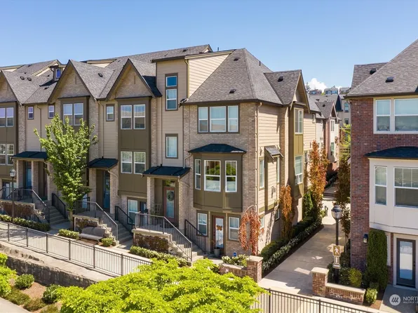 1378 Williamsburg Walk NE #21.1, Issaquah, WA 98029