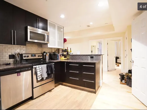 1204 Beacon St #3, Brookline, MA 02446